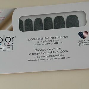 Color Street Nail Strips - Gaelic Greenery